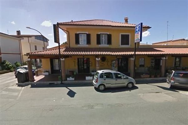 locale commerciale in affitto a Latina in zona Borgo Podgora