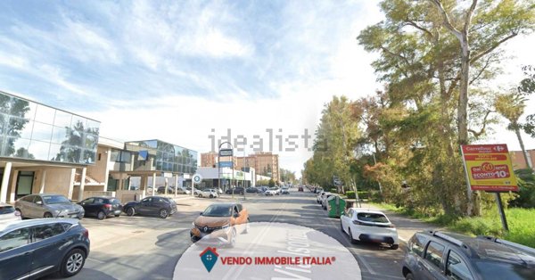 locale commerciale in affitto a Latina