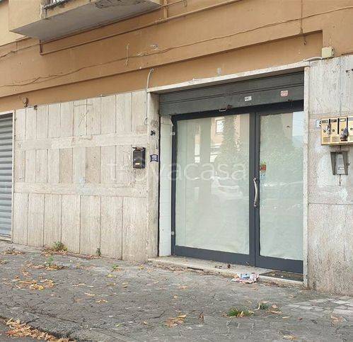 negozio in affitto a Latina in zona Latina Scalo