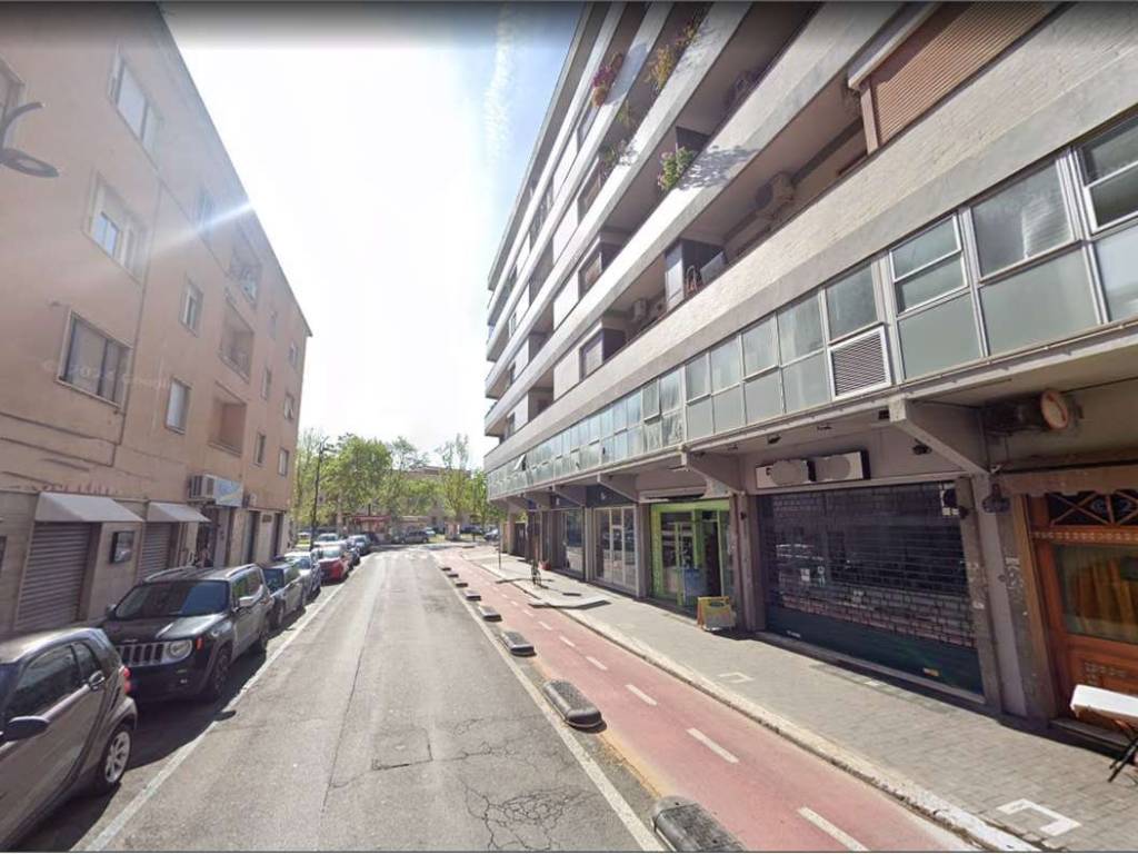 negozio in affitto a Latina in zona Centro Città