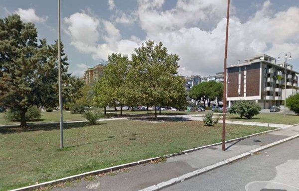 locale di sgombero in affitto a Latina