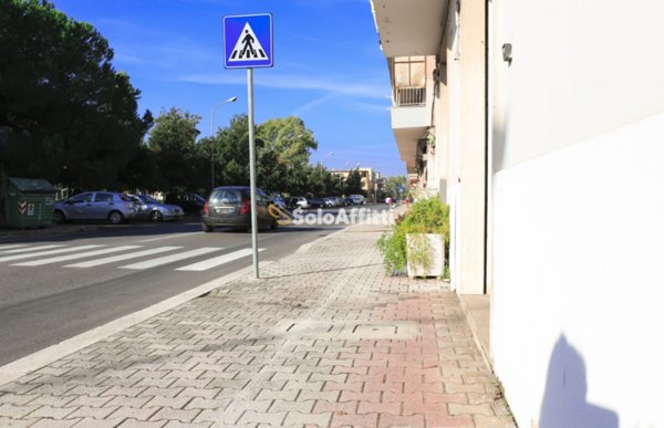 negozio in affitto a Latina in zona Centro Città