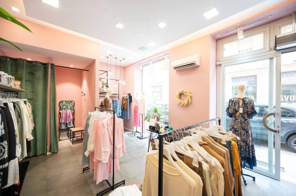 negozio in affitto a Latina in zona Centro Città