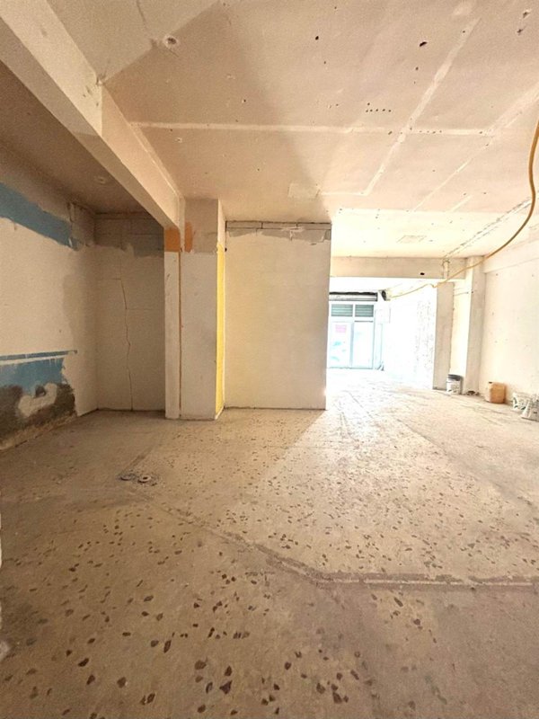 negozio in affitto a Latina in zona Borgo Isonzo