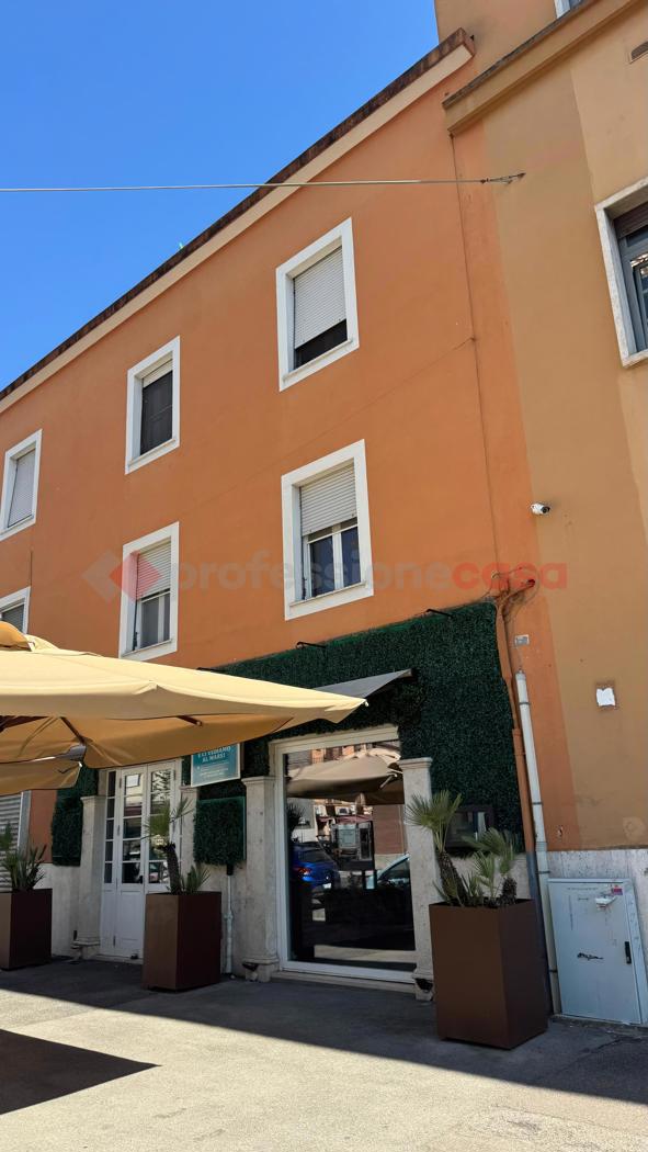 negozio in affitto a Latina in zona Centro Città