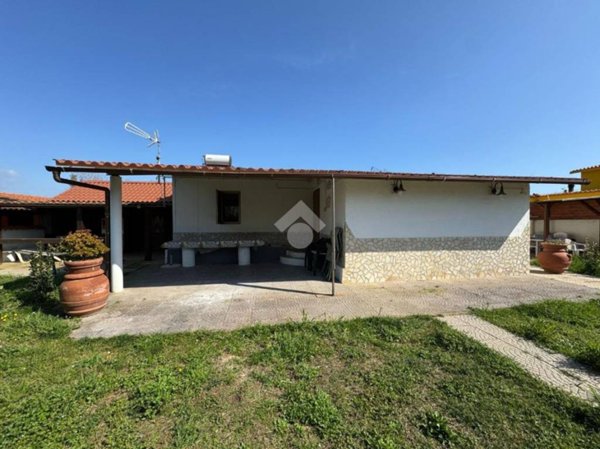 casa indipendente in affitto a Latina