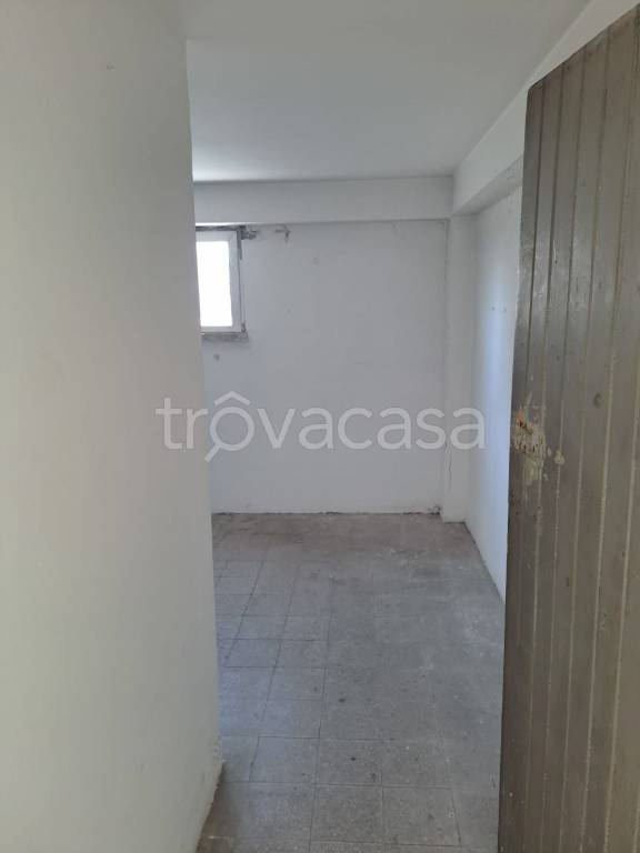 locale di sgombero in affitto a Latina in zona Centro Città
