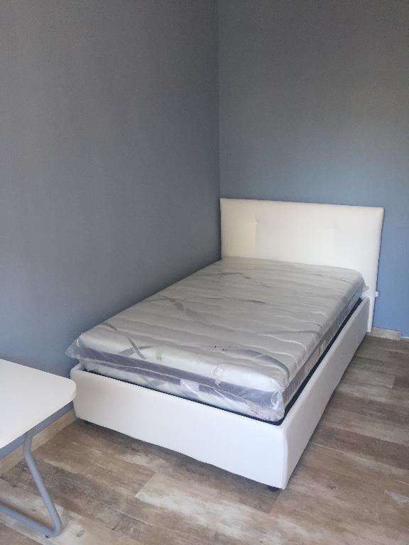 camera singola in affitto a Latina in zona Centro Città