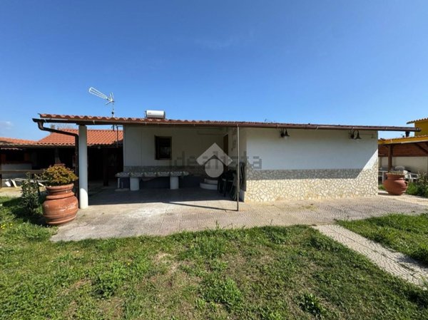 casa indipendente in affitto a Latina