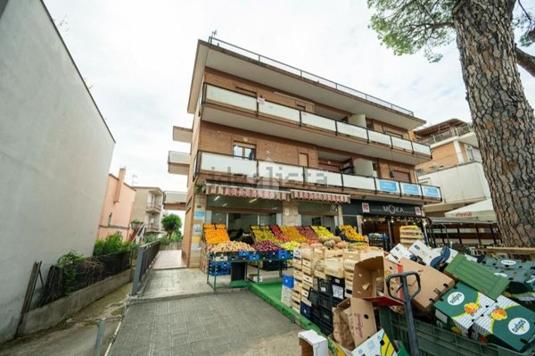 ufficio in affitto a Latina in zona Latina Scalo