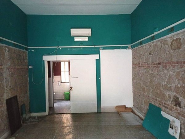 negozio in affitto a Latina in zona Centro Città