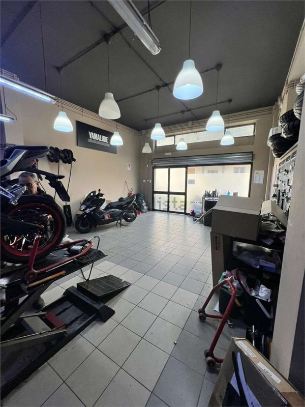 locale commerciale in affitto a Latina in zona Centro Città