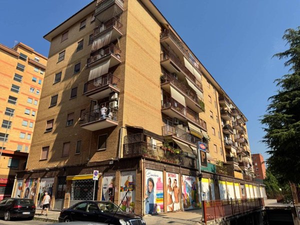 negozio in affitto a Latina in zona Centro Città