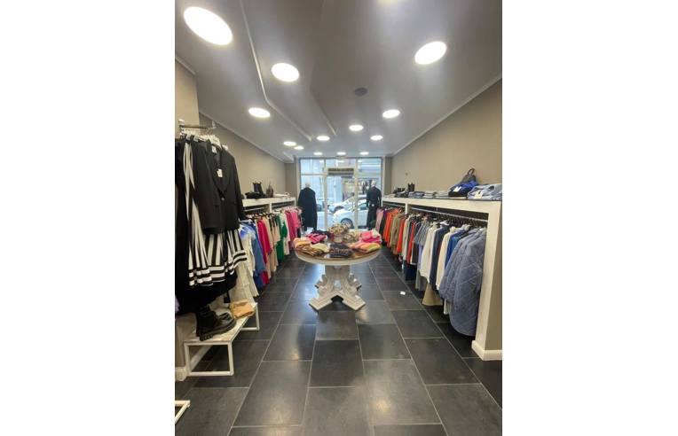 locale commerciale in affitto a Latina in zona Centro Città