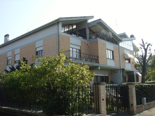 casa indipendente in affitto a Latina