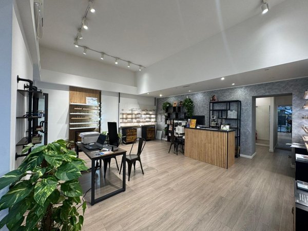 locale commerciale in affitto a Latina in zona Centro Città