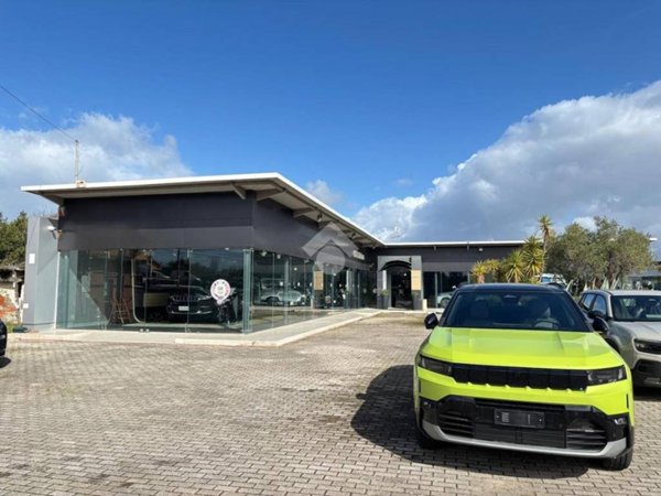 negozio in affitto a Latina