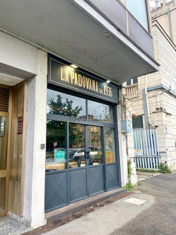 locale commerciale in affitto a Latina