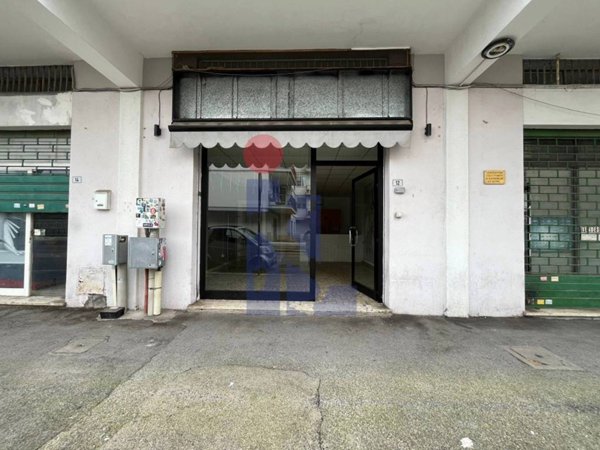 negozio in affitto a Latina in zona Centro Città