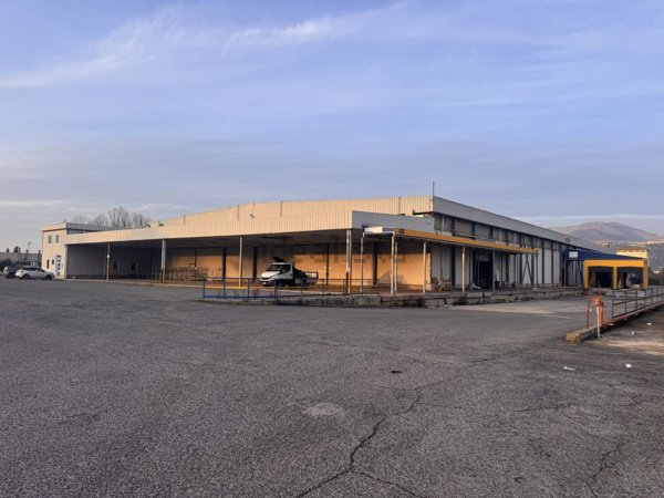 capannone in affitto a Latina in zona Latina Scalo