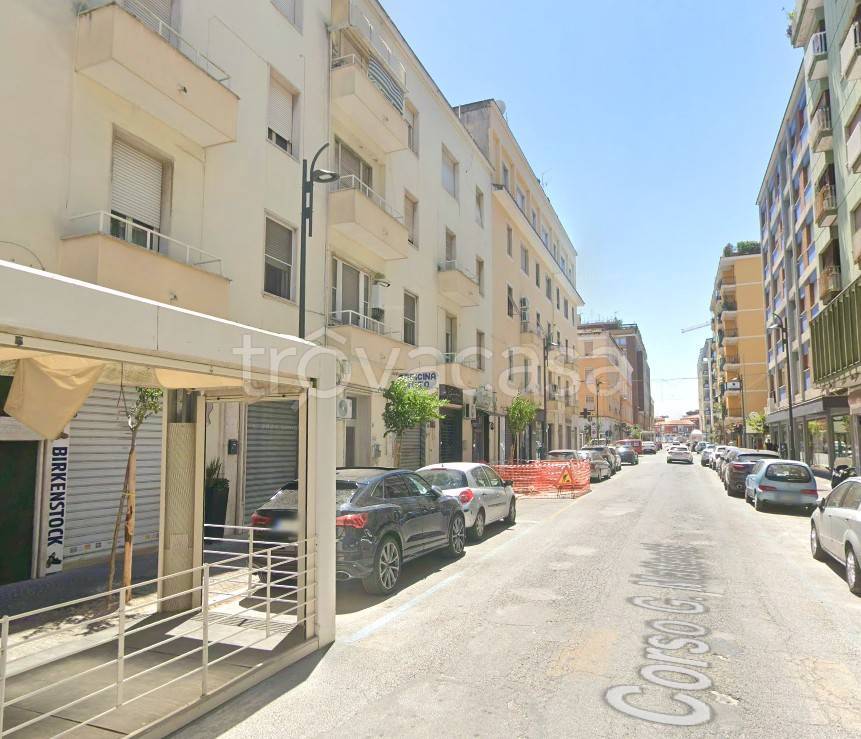 negozio in affitto a Latina