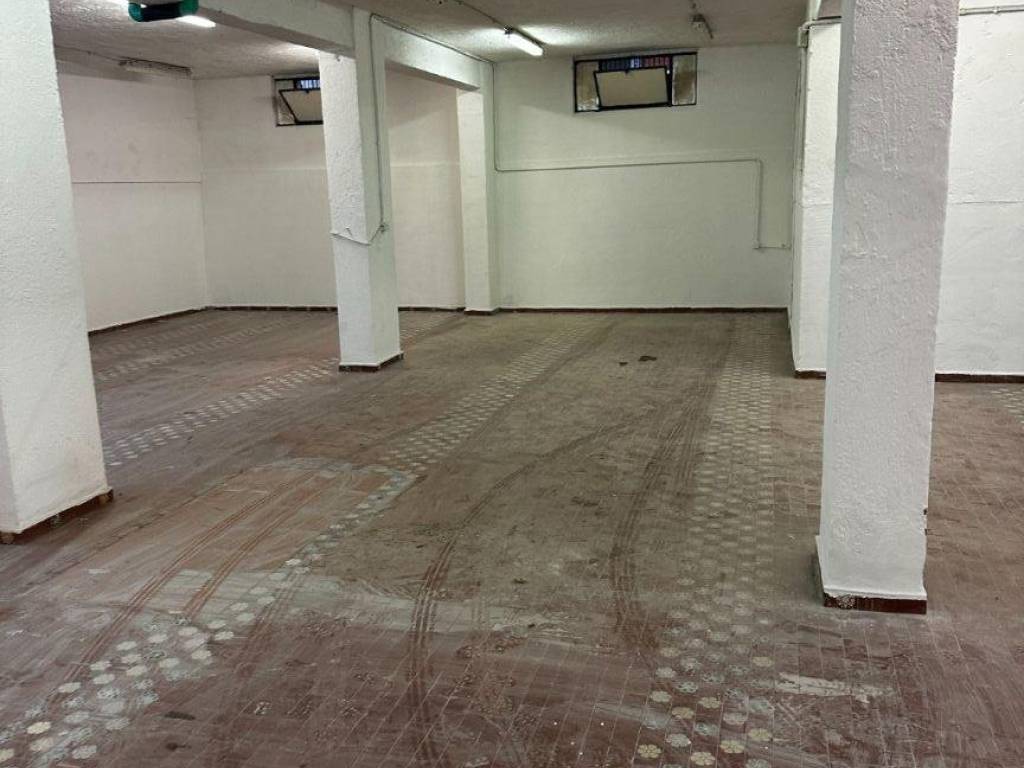 negozio in affitto a Latina