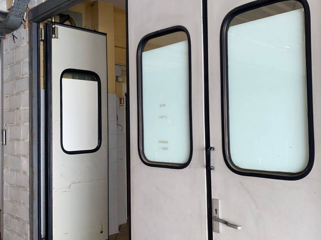 locale commerciale in affitto a Latina