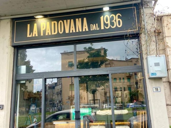 negozio in affitto a Latina in zona Centro Città