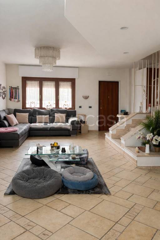 casa indipendente in affitto a Latina