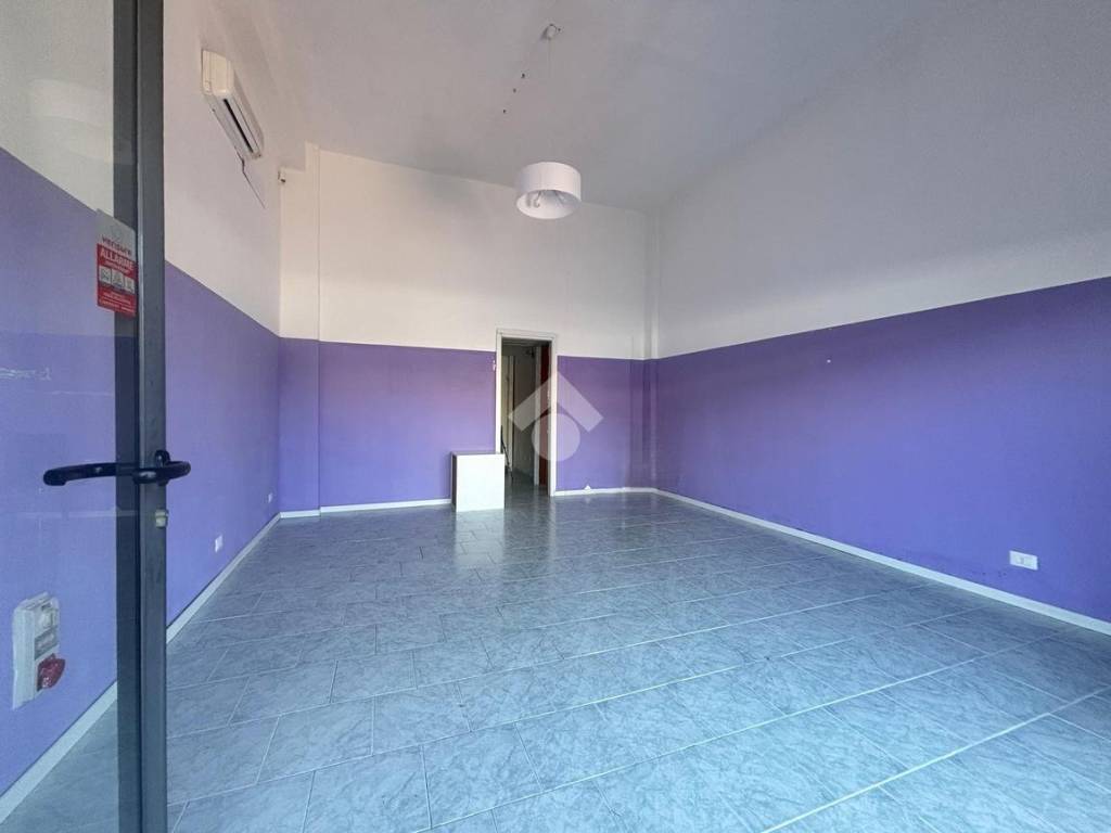 negozio in affitto a Latina in zona Centro Città