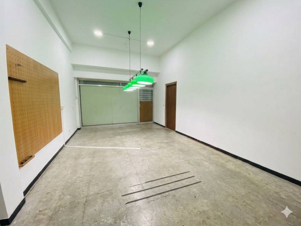 negozio in affitto a Latina in zona Centro Città