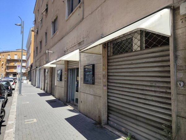 negozio in affitto a Latina in zona Centro Città