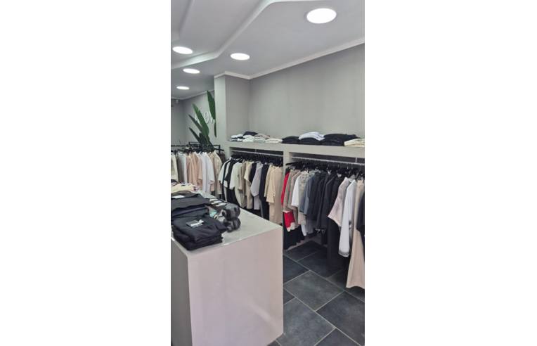 locale commerciale in affitto a Latina in zona Centro Città