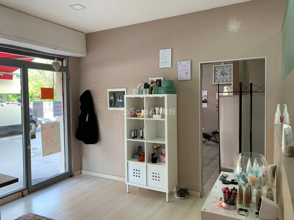 locale commerciale in affitto a Latina in zona Centro Città
