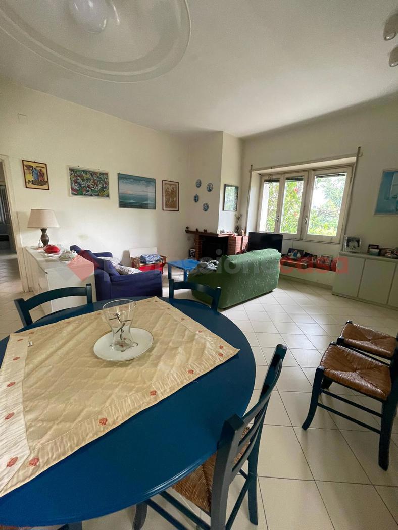 casa indipendente in affitto a Minturno in zona Scauri