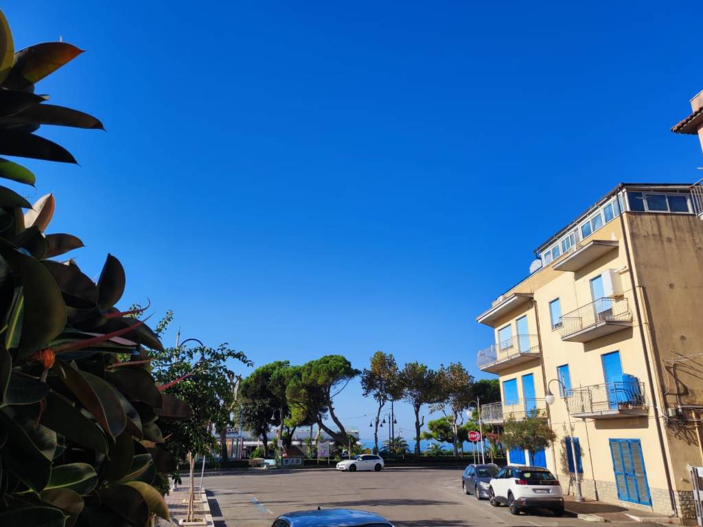appartamento in affitto a Minturno in zona Scauri