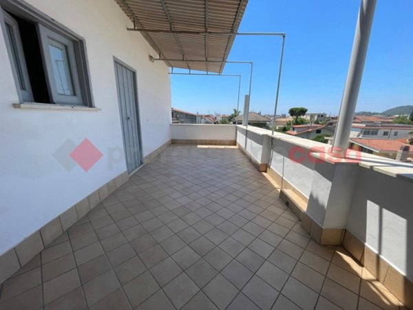 appartamento in affitto a Minturno in zona Scauri