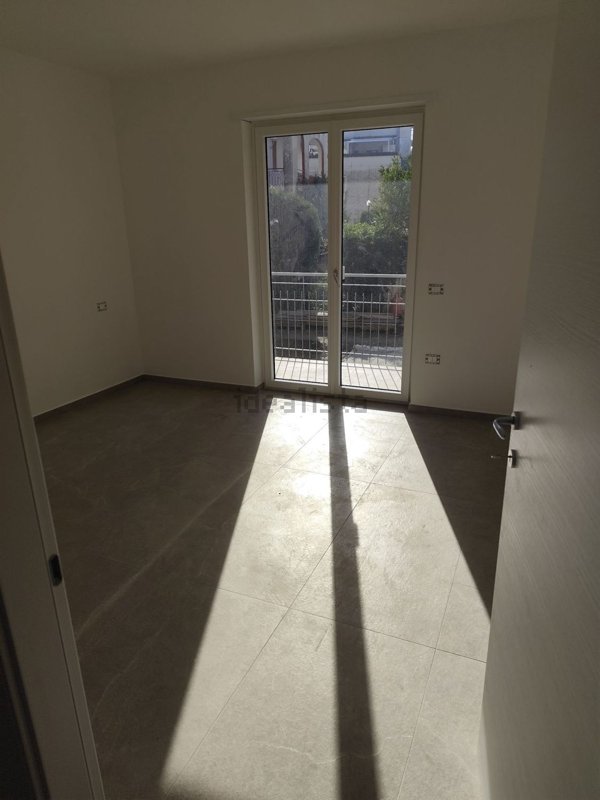 appartamento in affitto a Minturno in zona Scauri