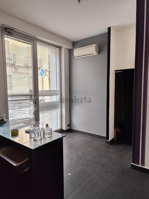 ufficio in affitto a Minturno in zona Scauri