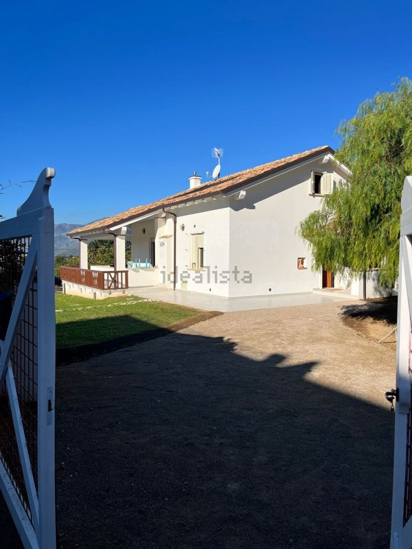 casa indipendente in affitto a Minturno in zona Tremensuoli