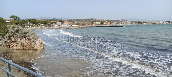 appartamento in affitto a Minturno