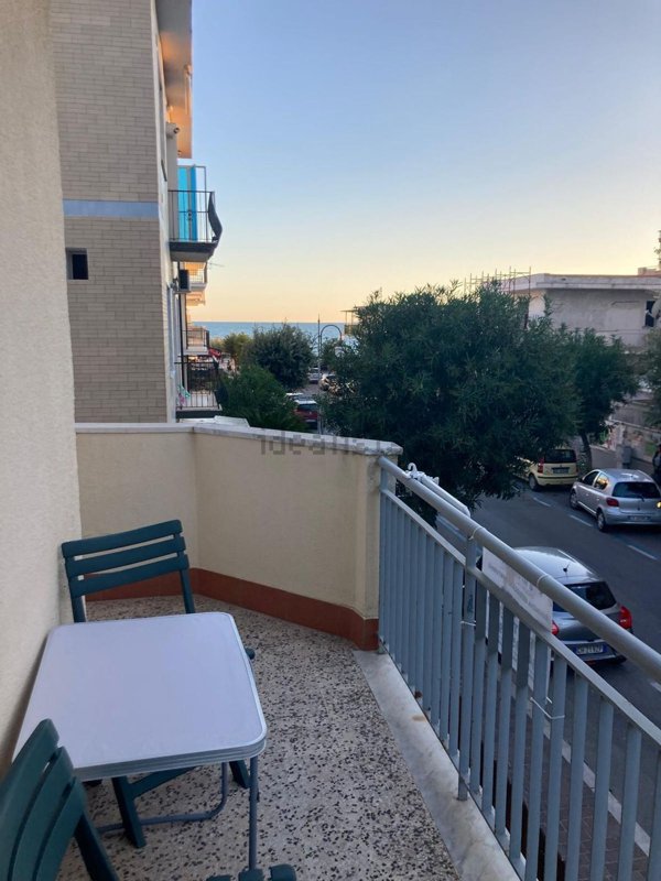 appartamento in affitto a Minturno in zona Scauri