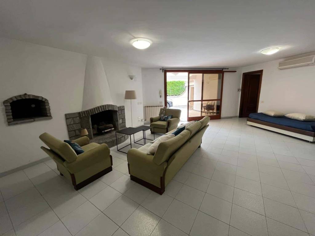 appartamento in affitto a Minturno