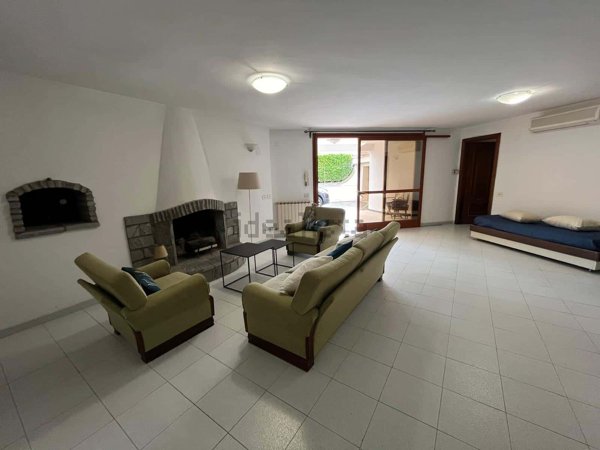 appartamento in affitto a Minturno