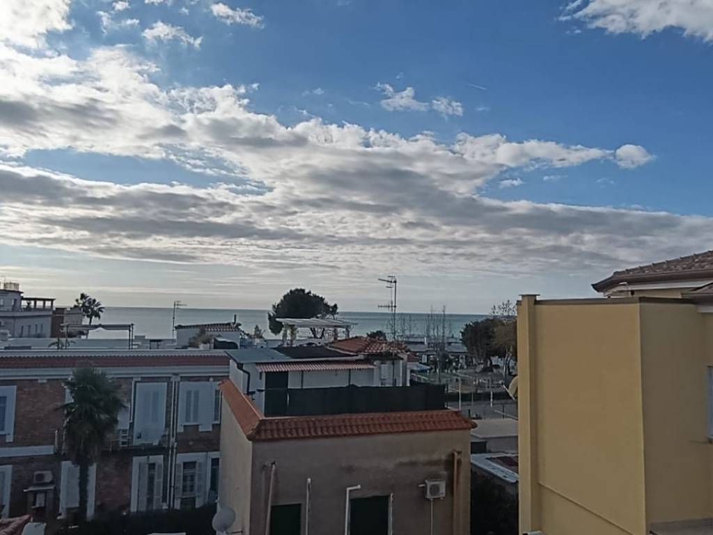 casa indipendente in affitto a Minturno