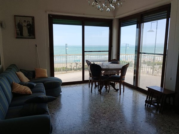 appartamento in affitto a Minturno in zona Scauri