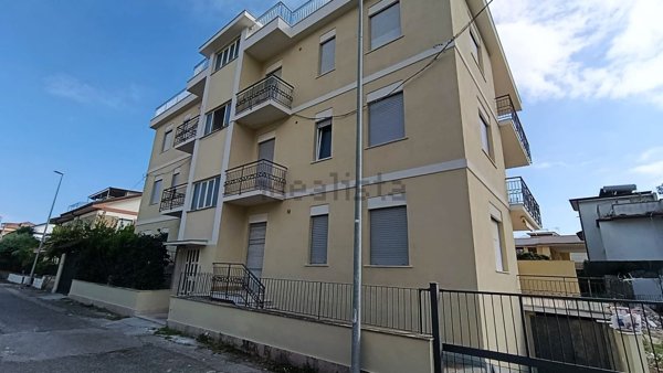 appartamento in affitto a Minturno in zona Scauri