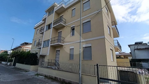 appartamento in affitto a Minturno in zona Scauri