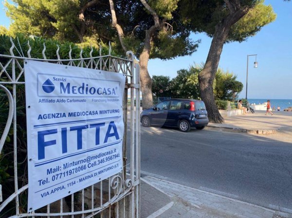 appartamento in affitto a Minturno in zona Scauri