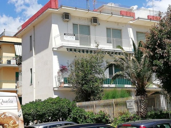 appartamento in affitto a Minturno in zona Marina